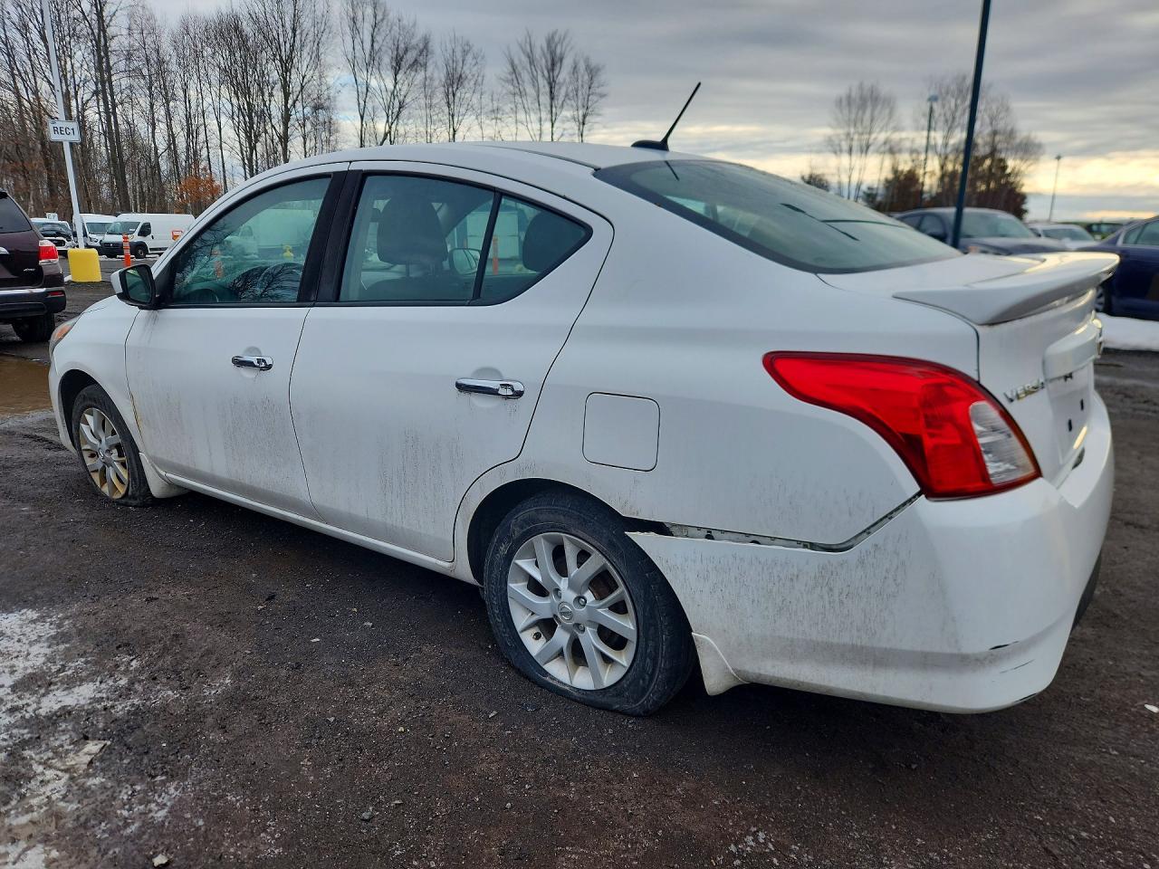 2019 NISSAN VERSA