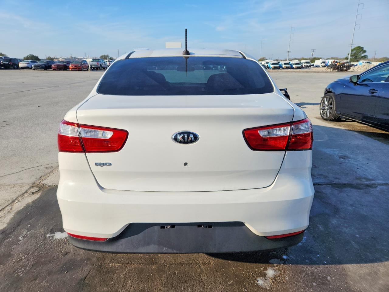 2016 KIA RIO
