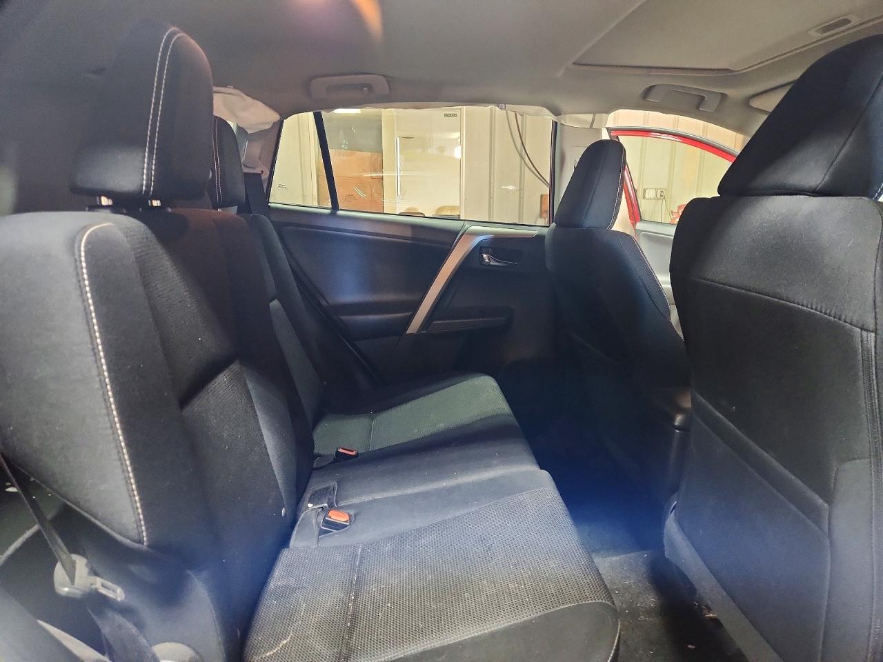 2016 TOYOTA RAV4