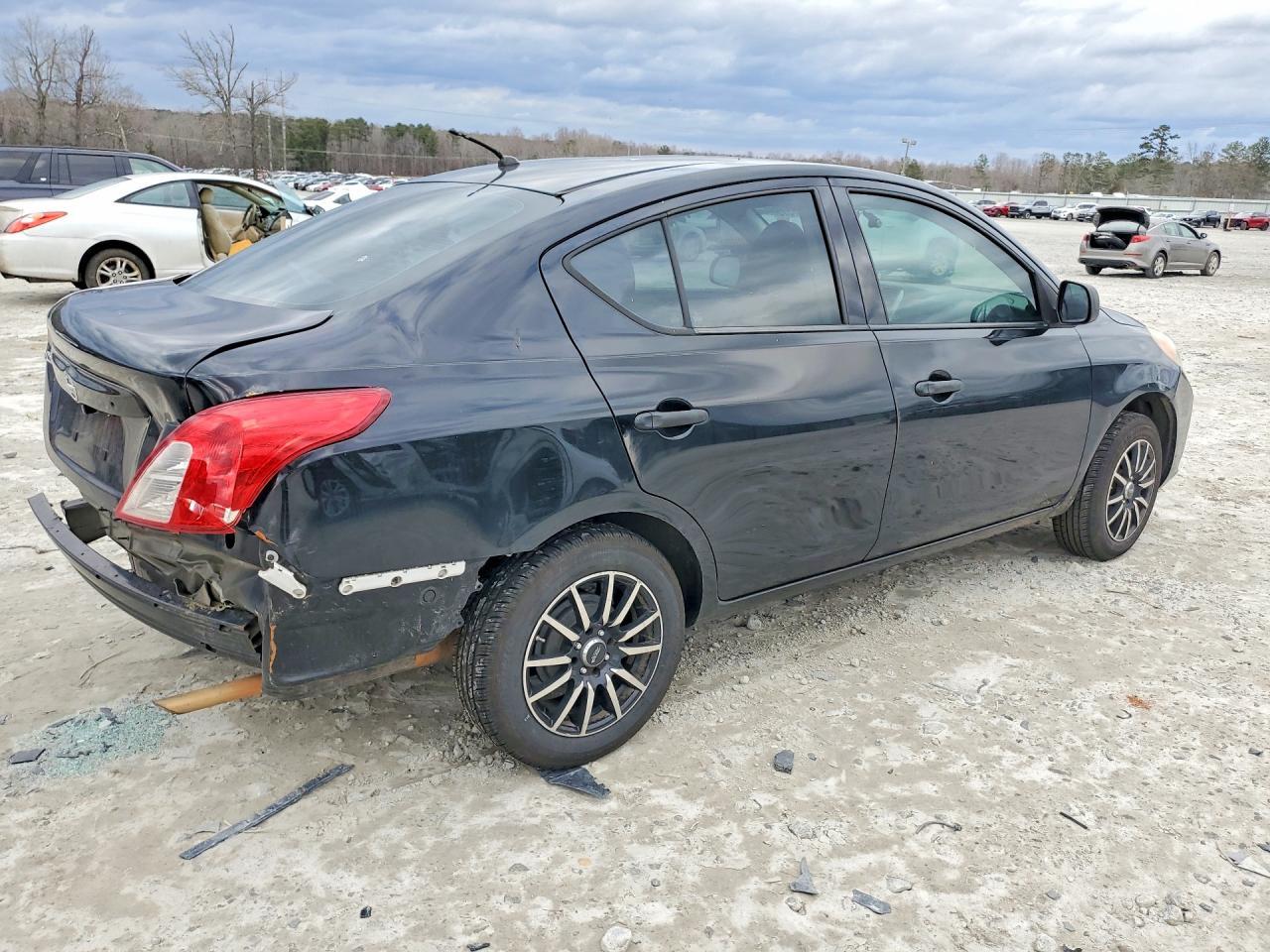 2014 NISSAN VERSA