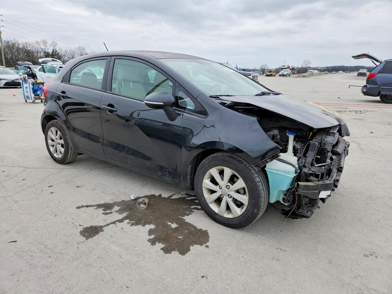 2013 KIA RIO