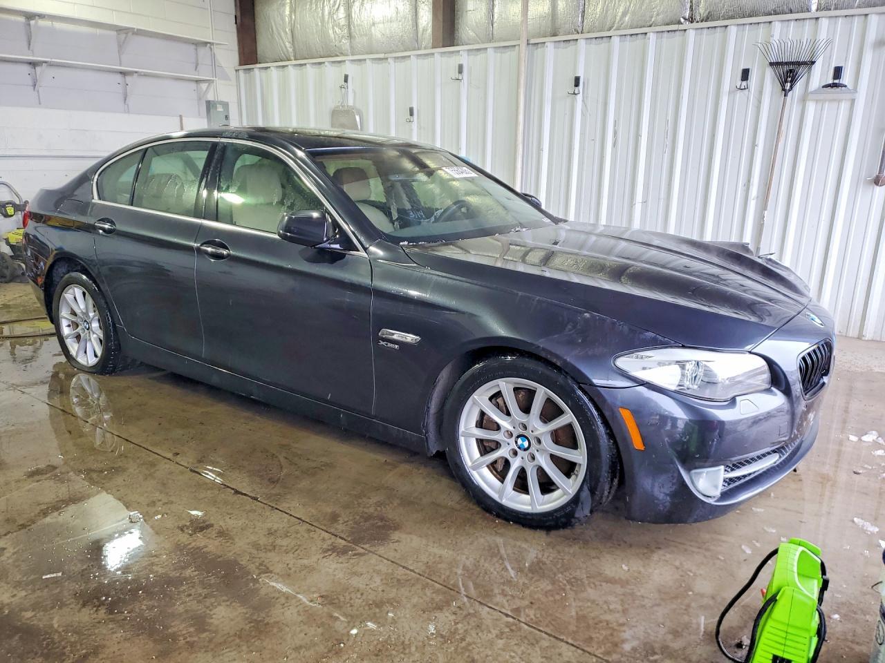 2011 BMW 5 series