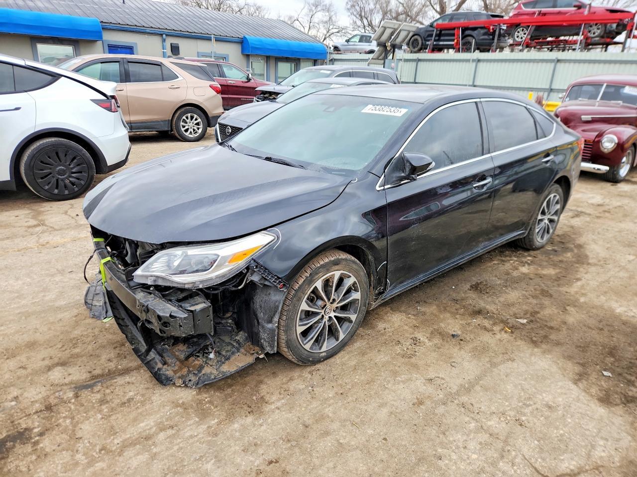2017 TOYOTA Avalon