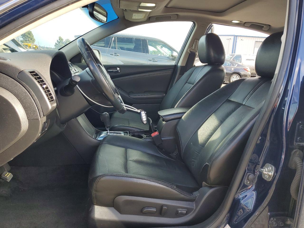 2012 NISSAN ALTIMA