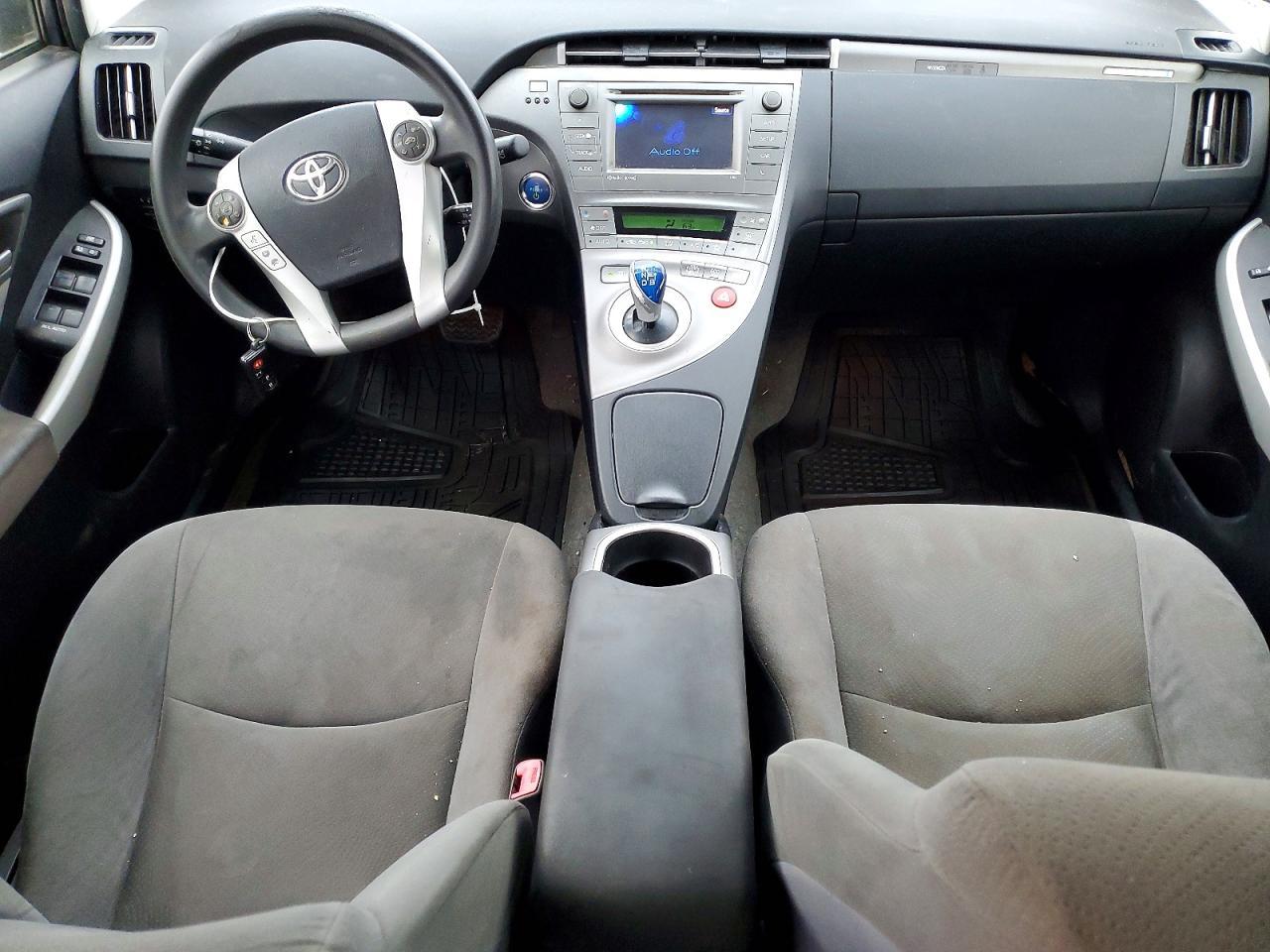 2012 TOYOTA Prius Plug-In