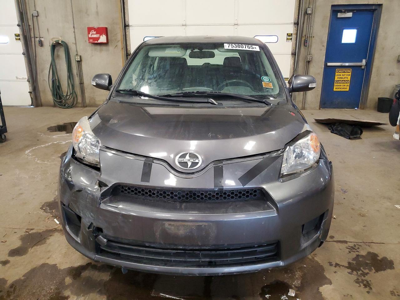 2012 TOYOTA SCION