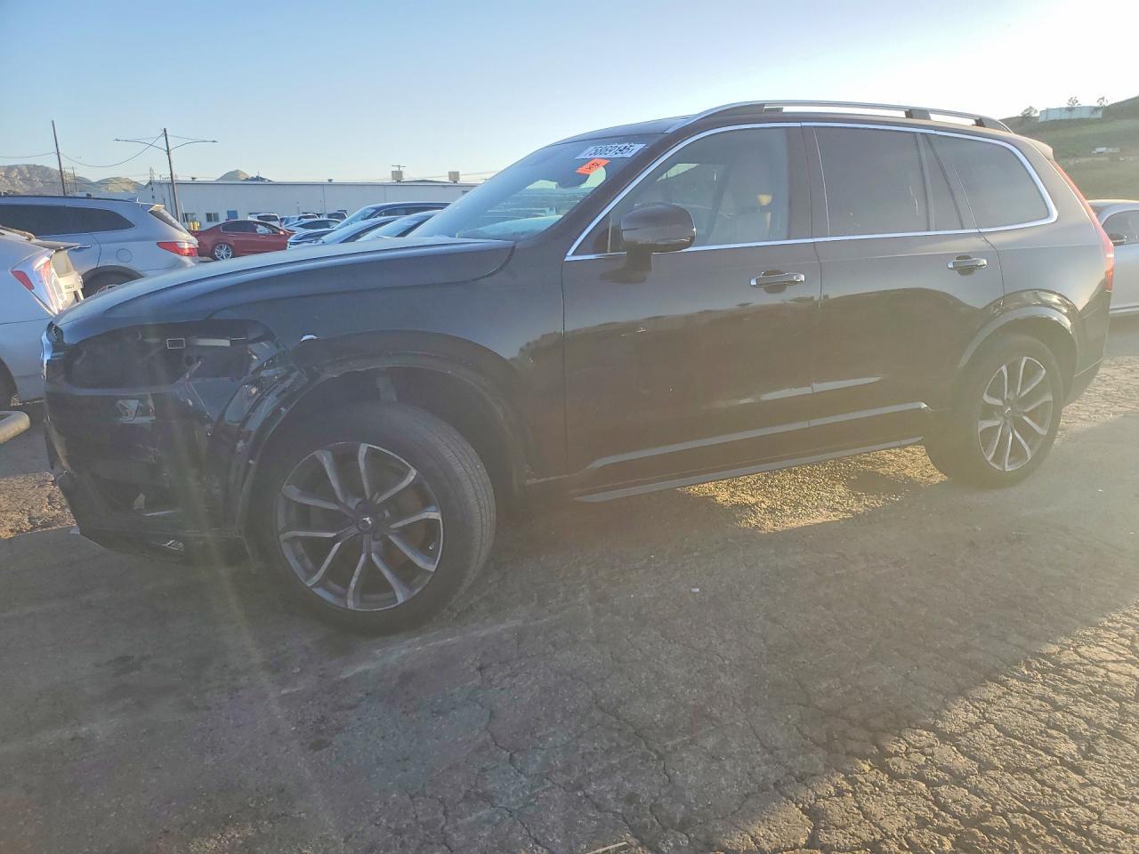 2018 VOLVO XC90