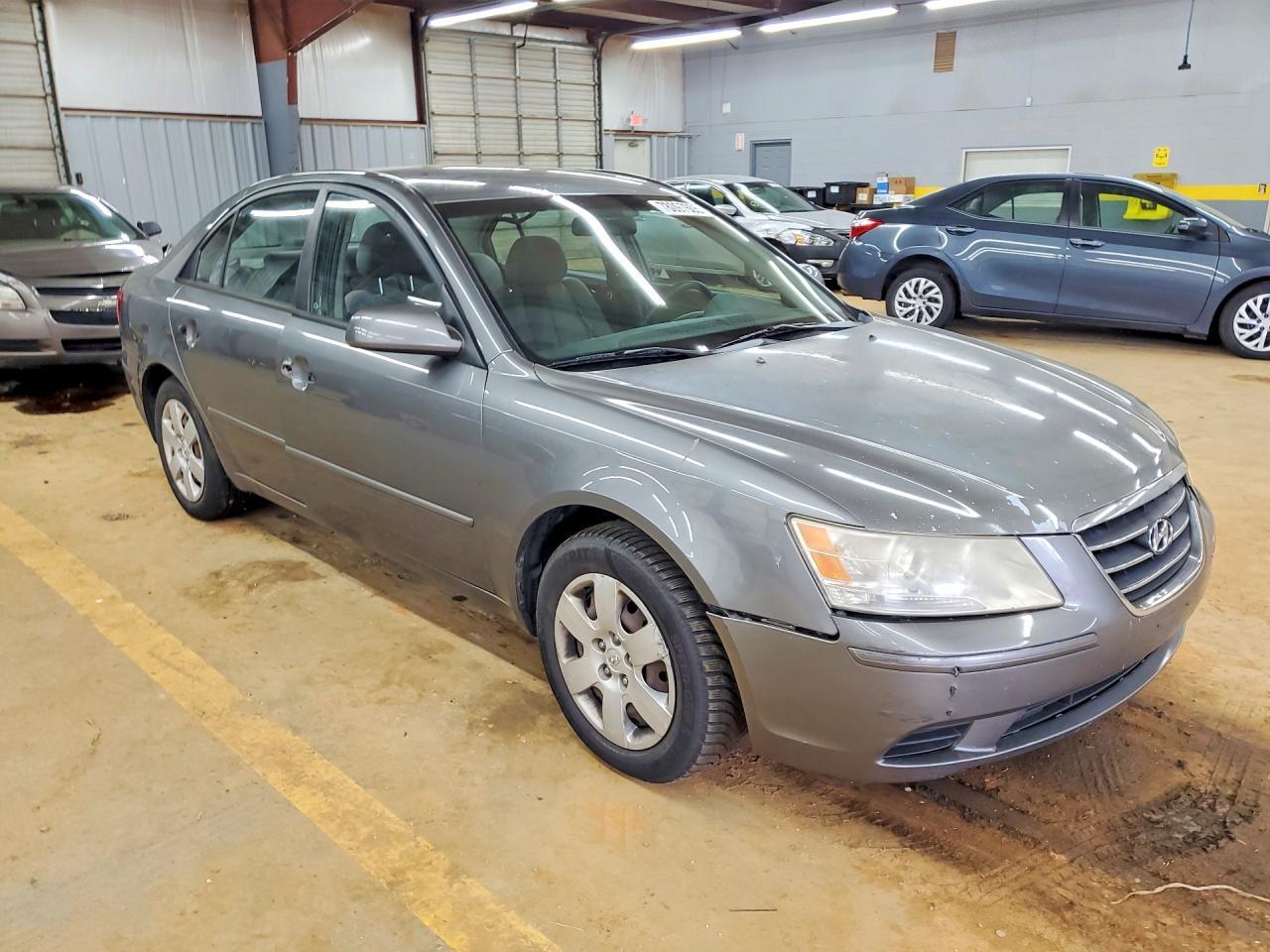 2010 HYUNDAI SONATA