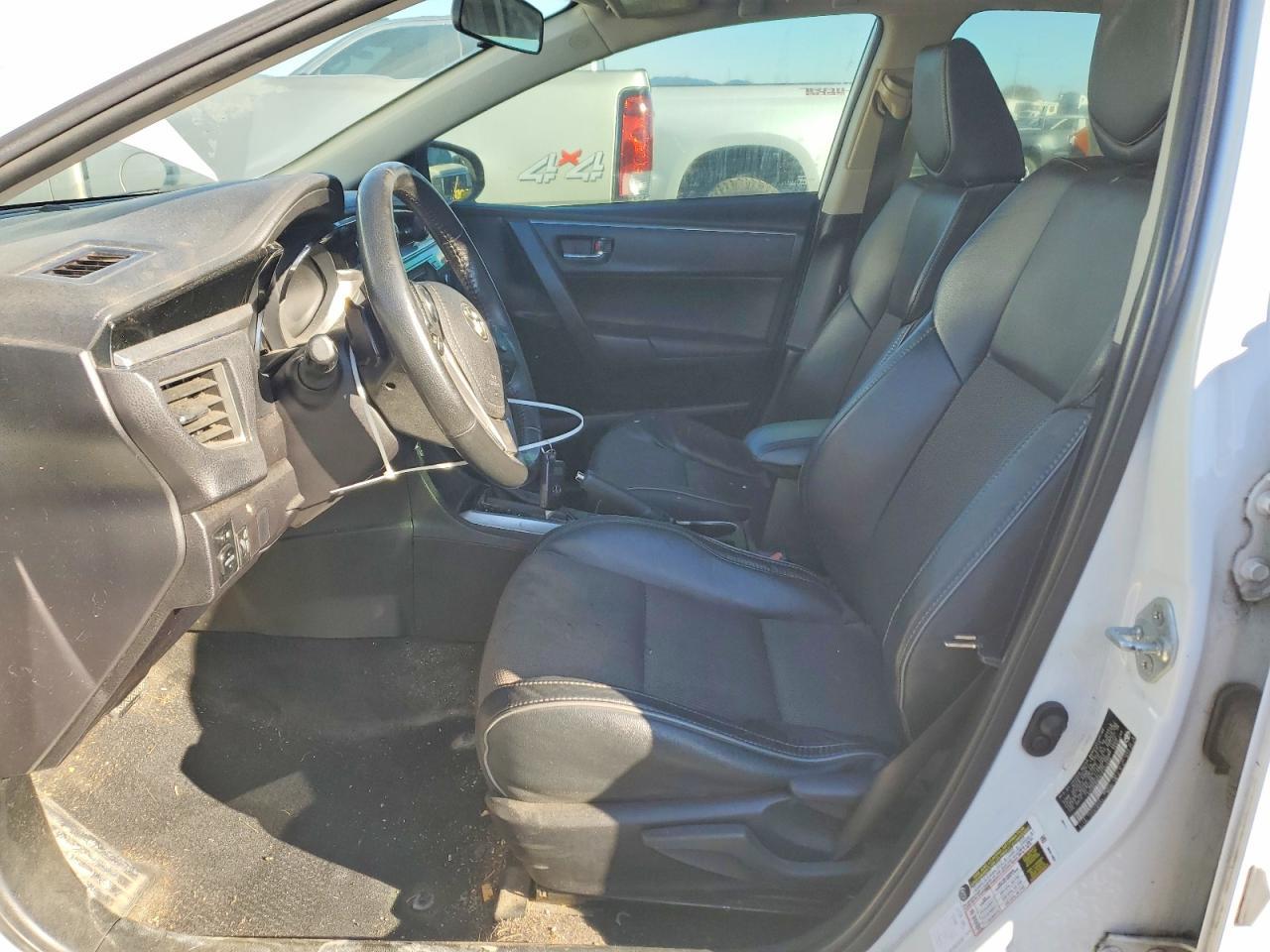 2015 TOYOTA COROLLA
