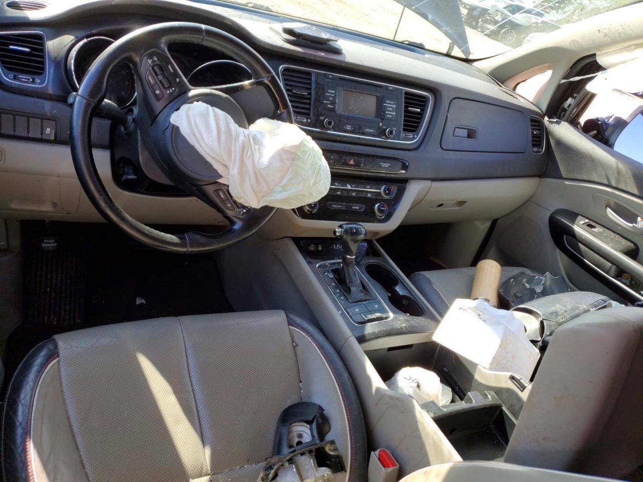 2017 KIA SEDONA