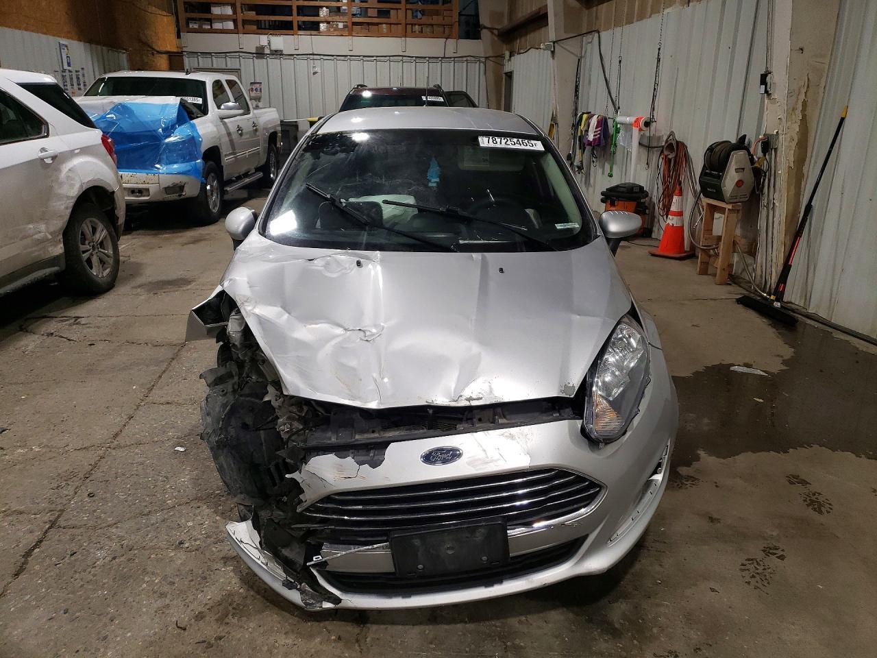 2017 FORD Fiesta