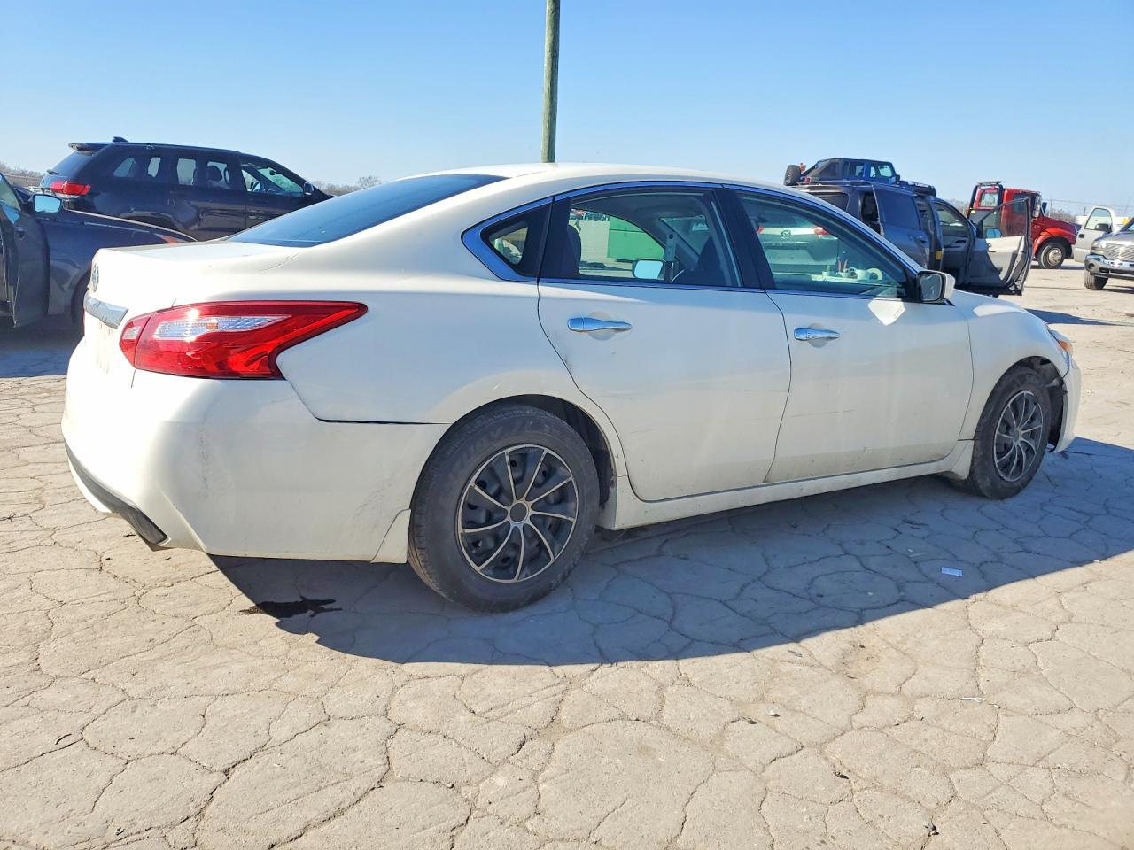 2017 NISSAN ALTIMA