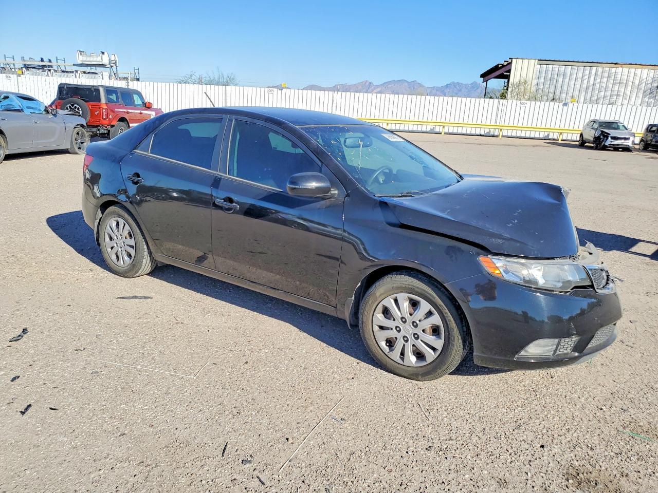 2013 KIA FORTE