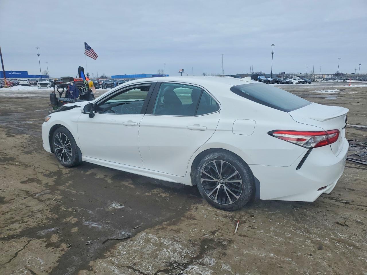 2019 TOYOTA CAMRY
