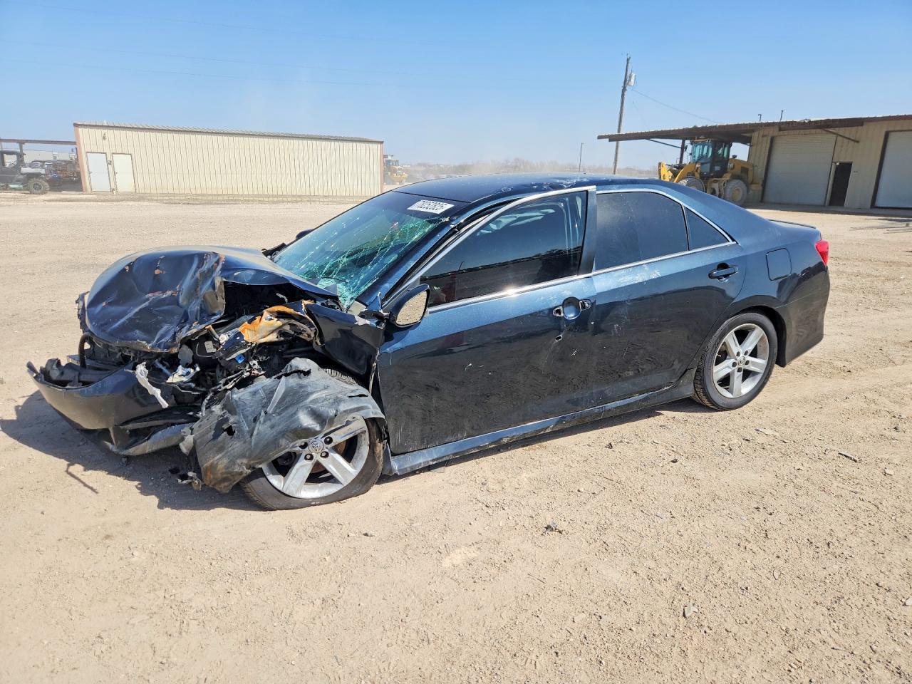 2014 TOYOTA CAMRY