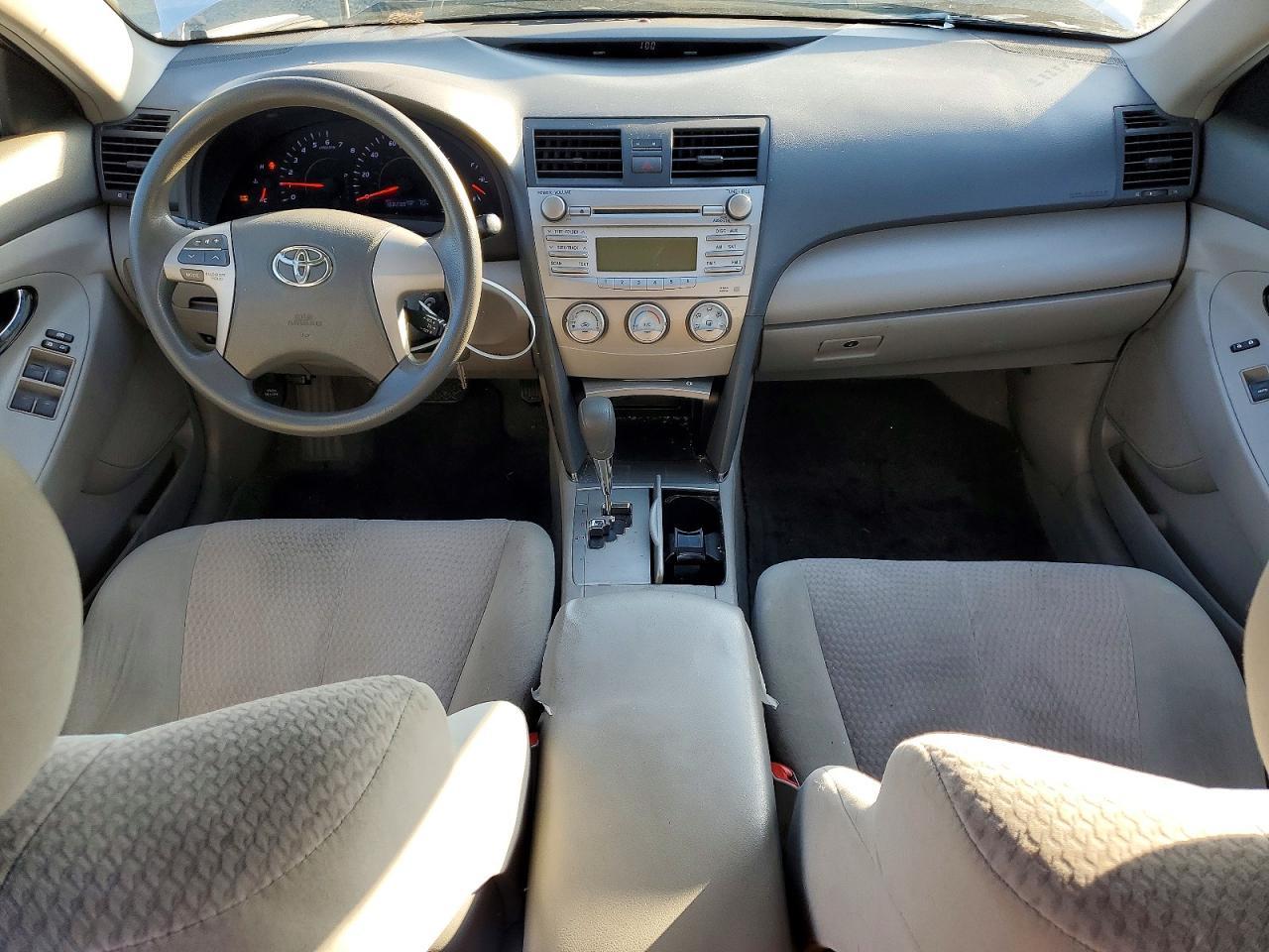 2011 TOYOTA CAMRY