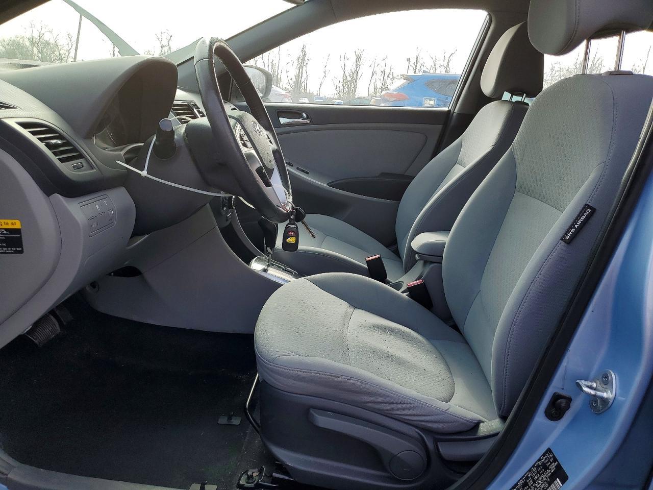 2013 HYUNDAI ACCENT