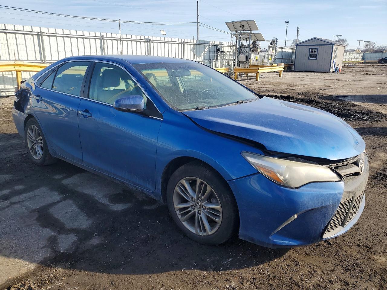 2017 TOYOTA CAMRY