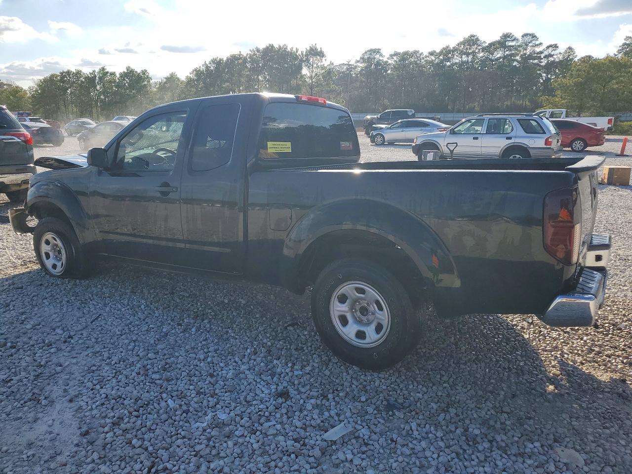 2016 NISSAN Frontier