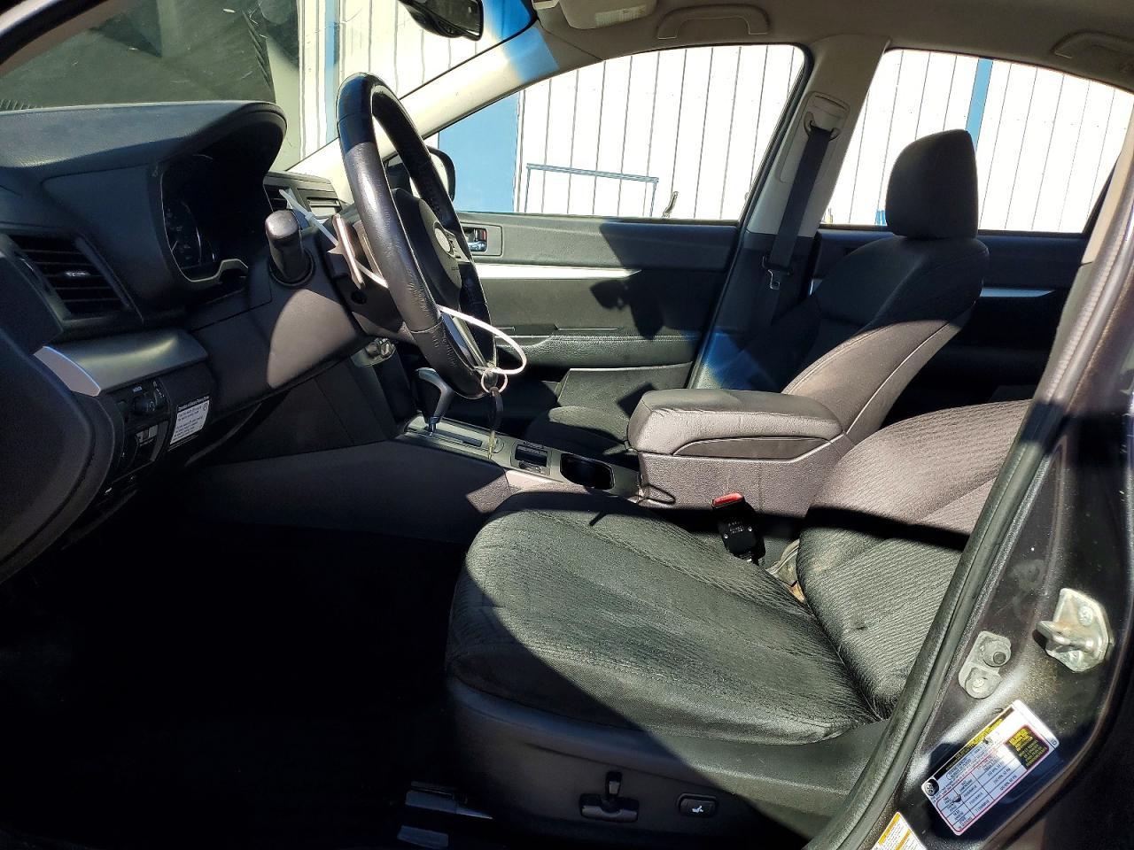 2010 SUBARU Legacy