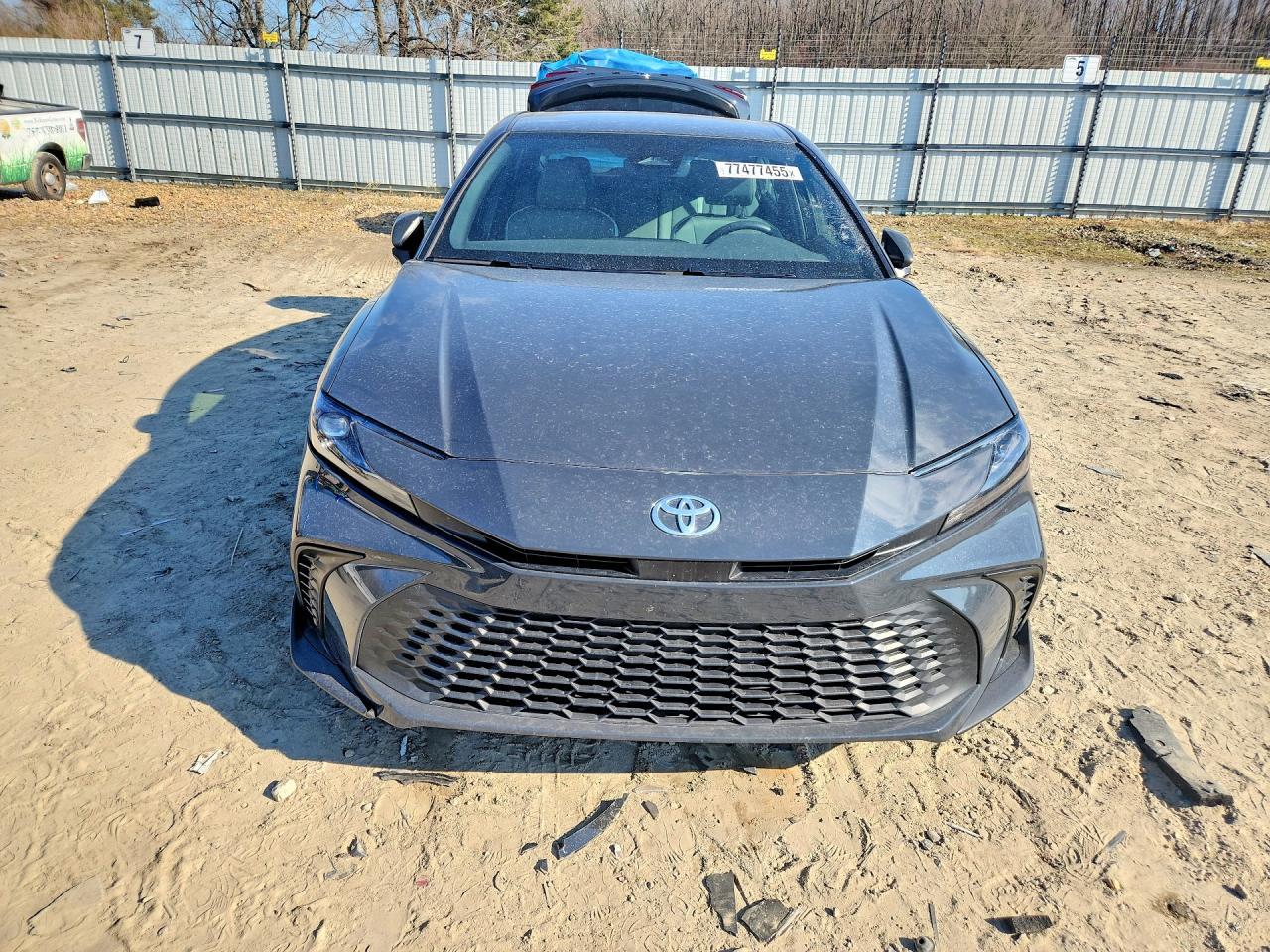 2025 TOYOTA CAMRY