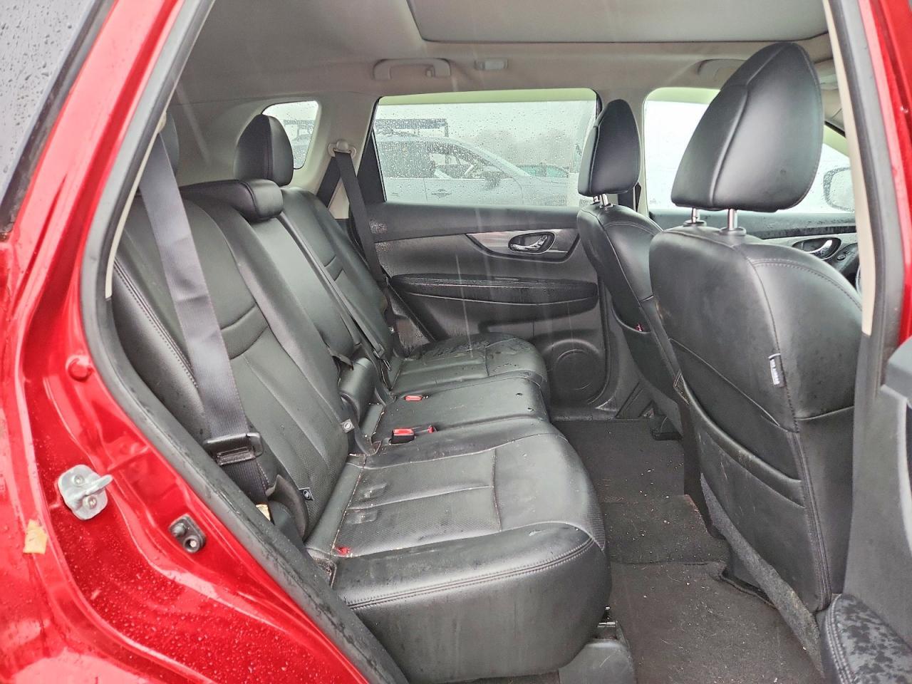 2016 NISSAN ROGUE