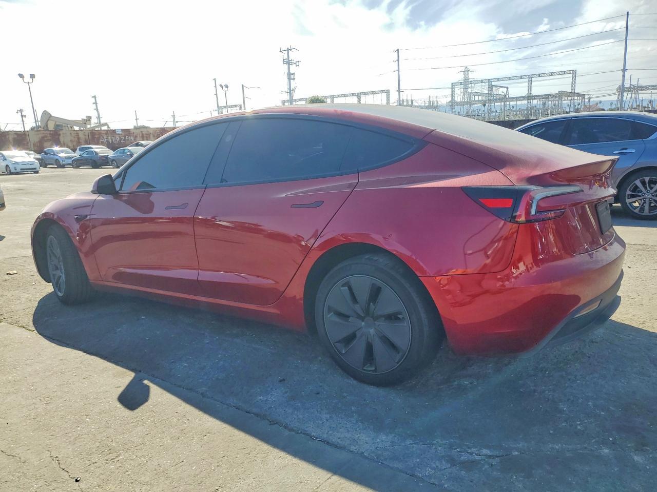 2025 TESLA MODEL 3