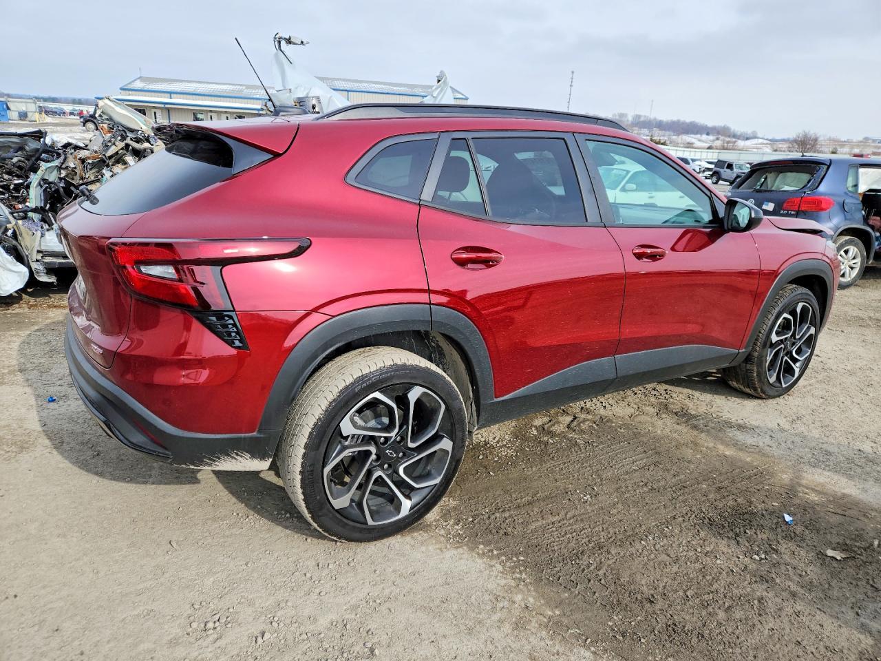 2025 CHEVROLET TRAX