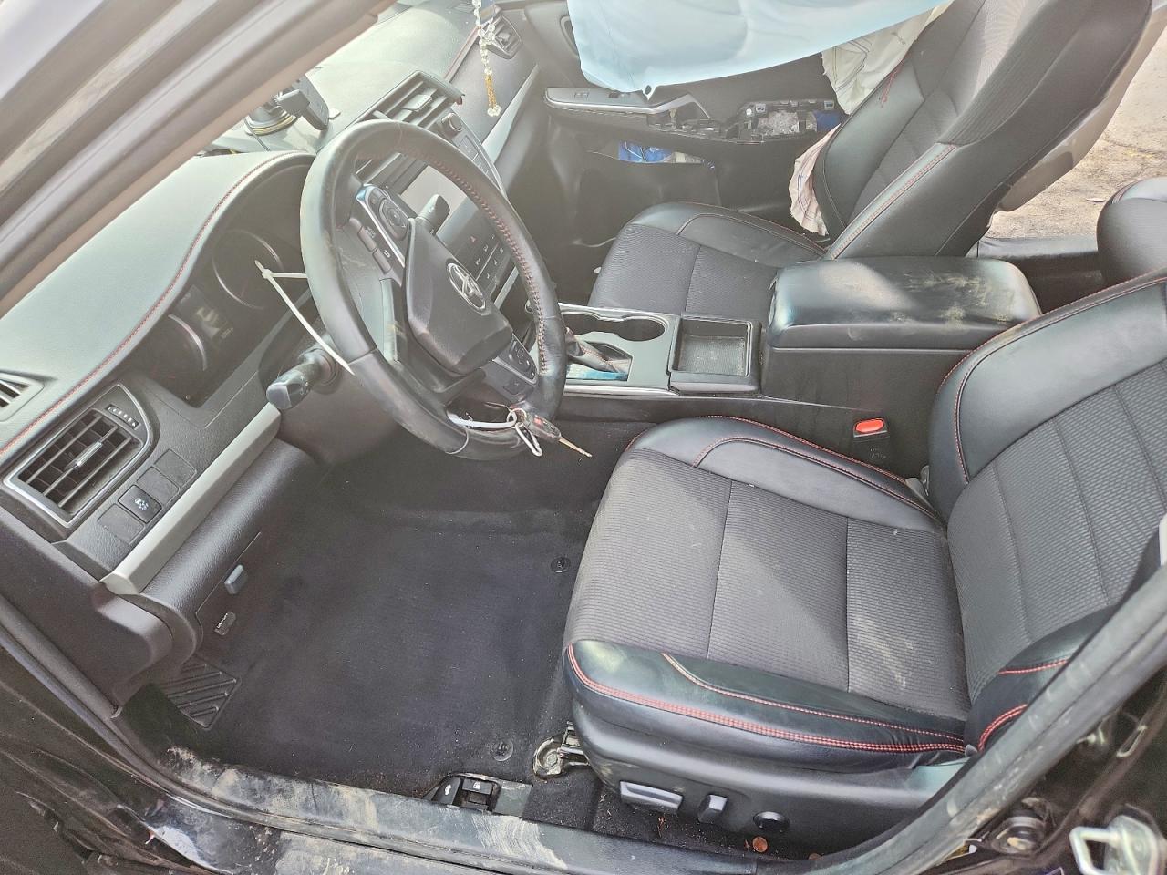 2017 TOYOTA CAMRY
