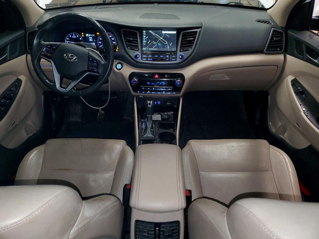 2017 HYUNDAI TUCSON