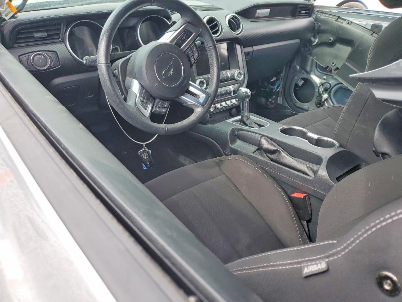 2021 FORD MUSTANG