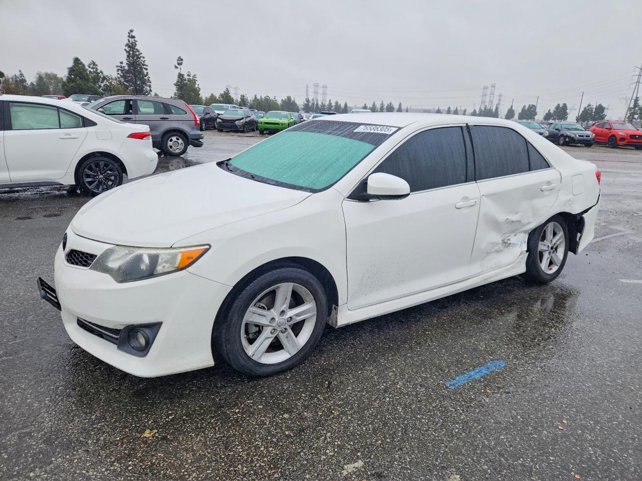 2014 TOYOTA CAMRY