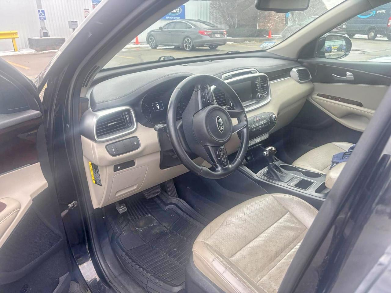 2017 KIA SORENTO