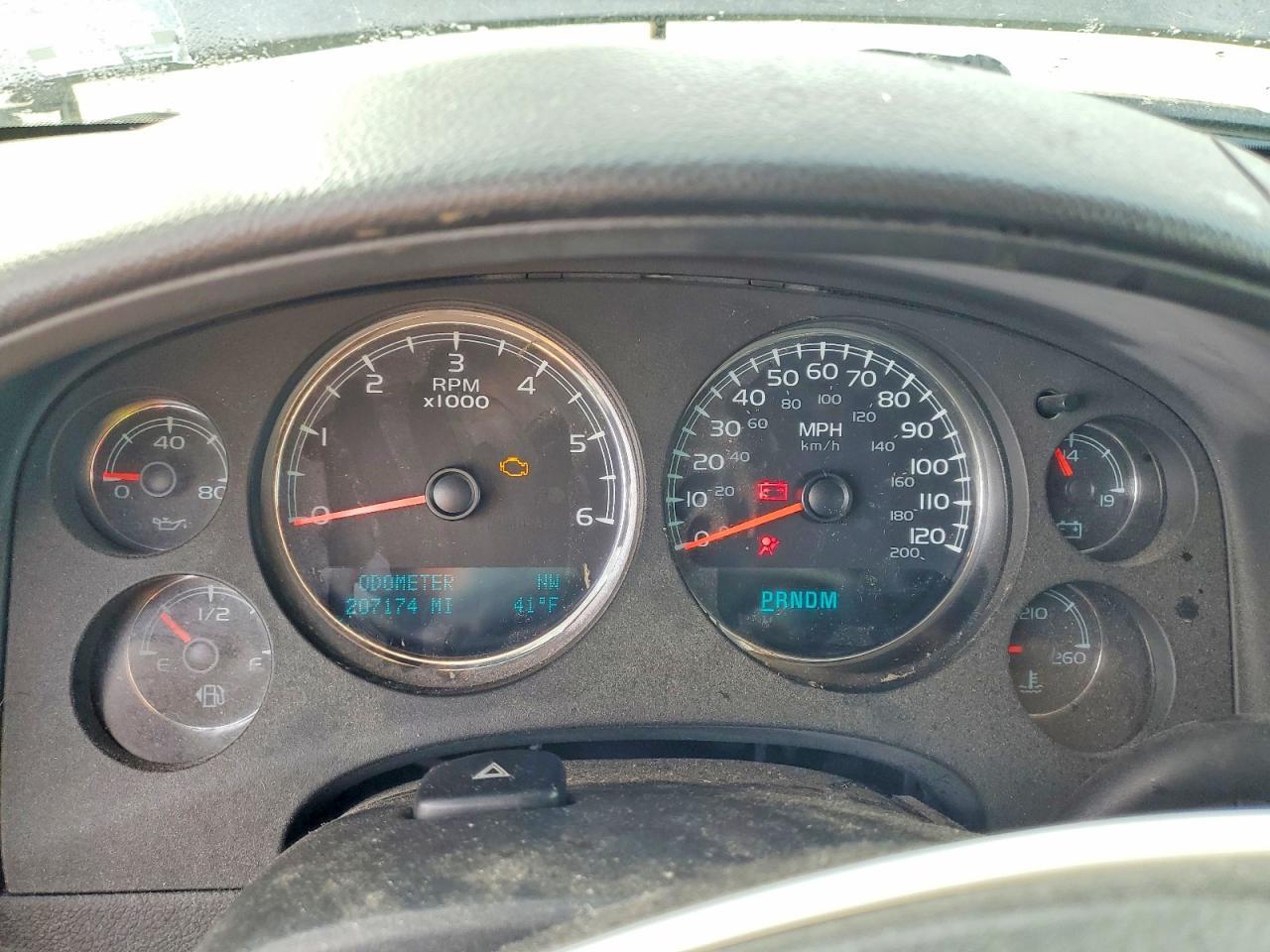 2011 CHEVROLET Tahoe
