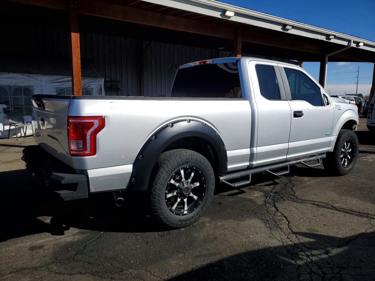 2015 FORD F-150