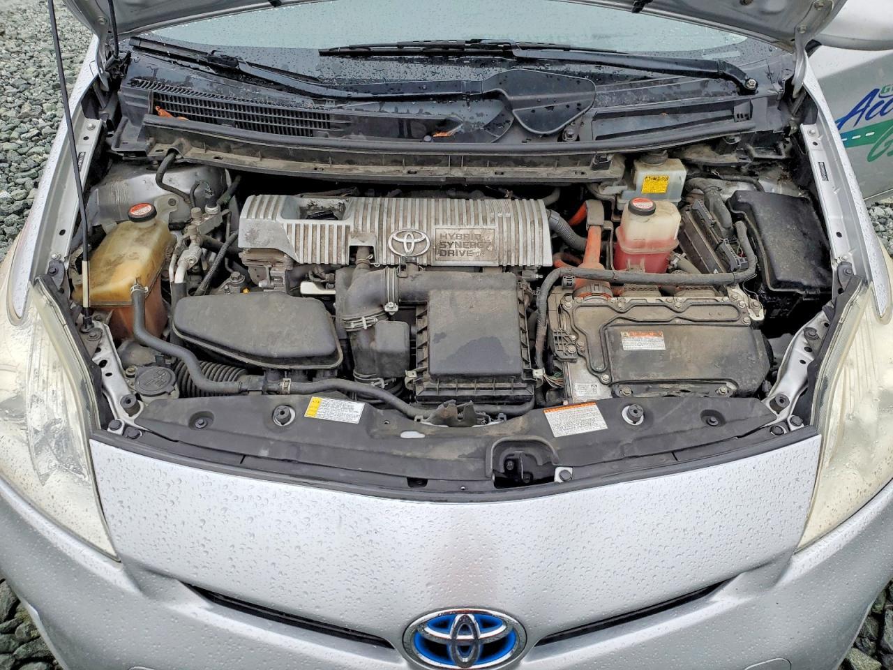 2012 TOYOTA PRIUS