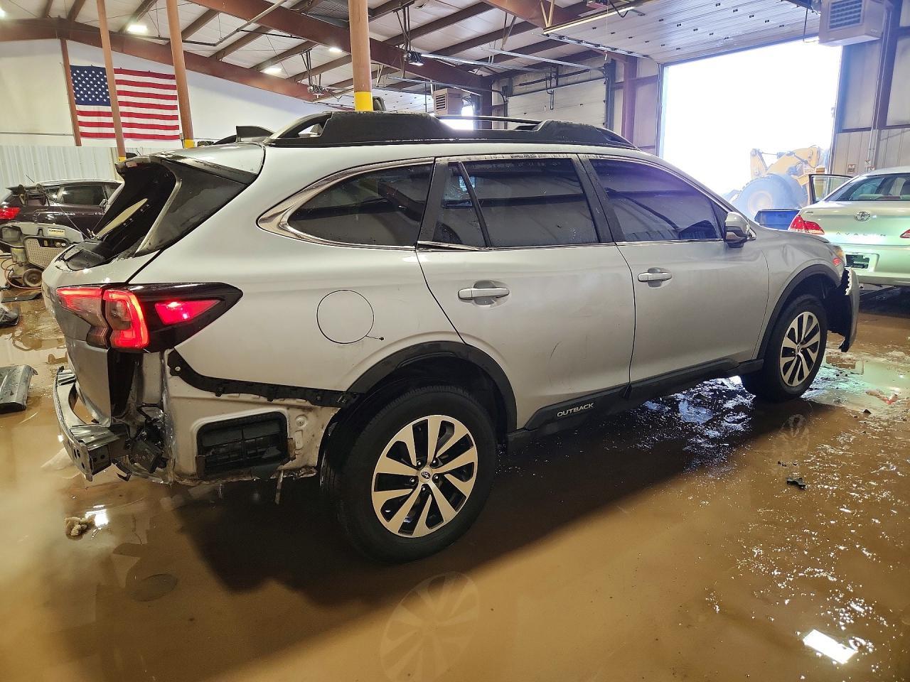 2022 SUBARU Outback