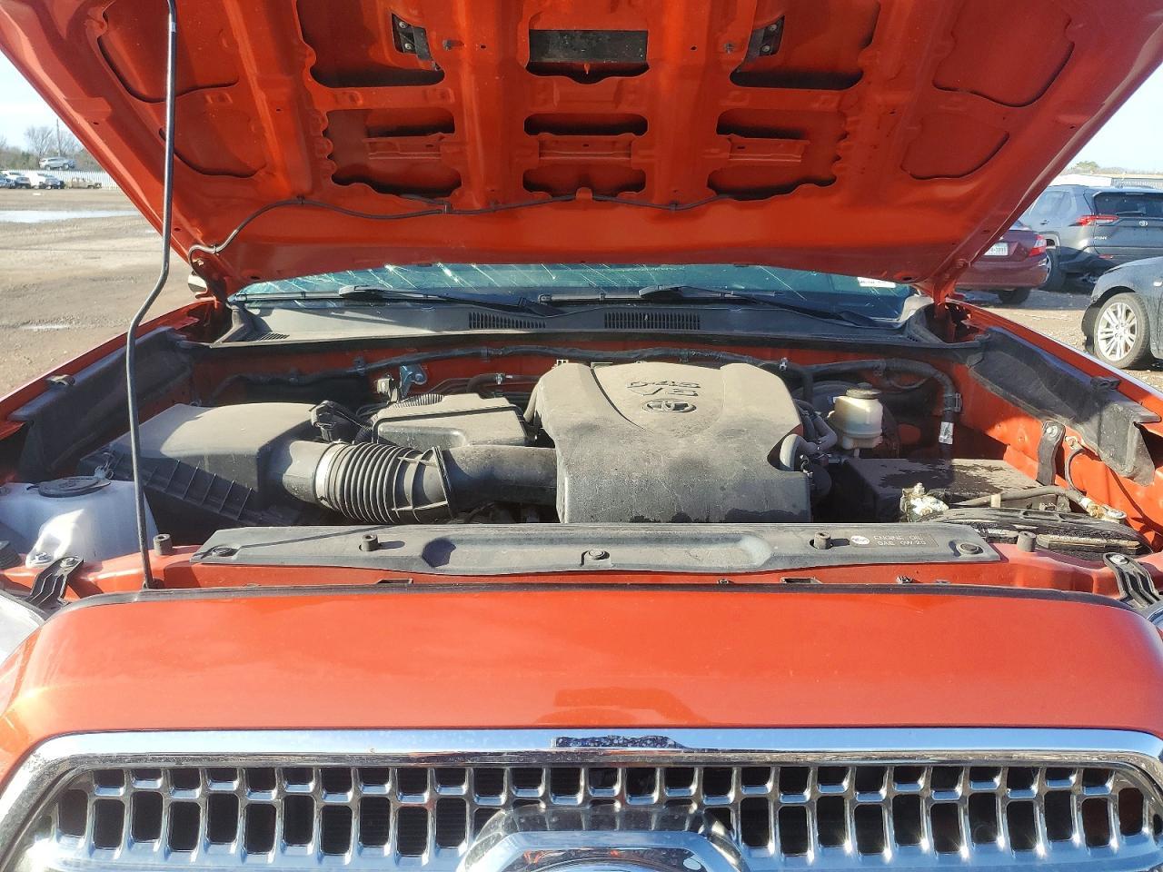 2017 TOYOTA TACOMA