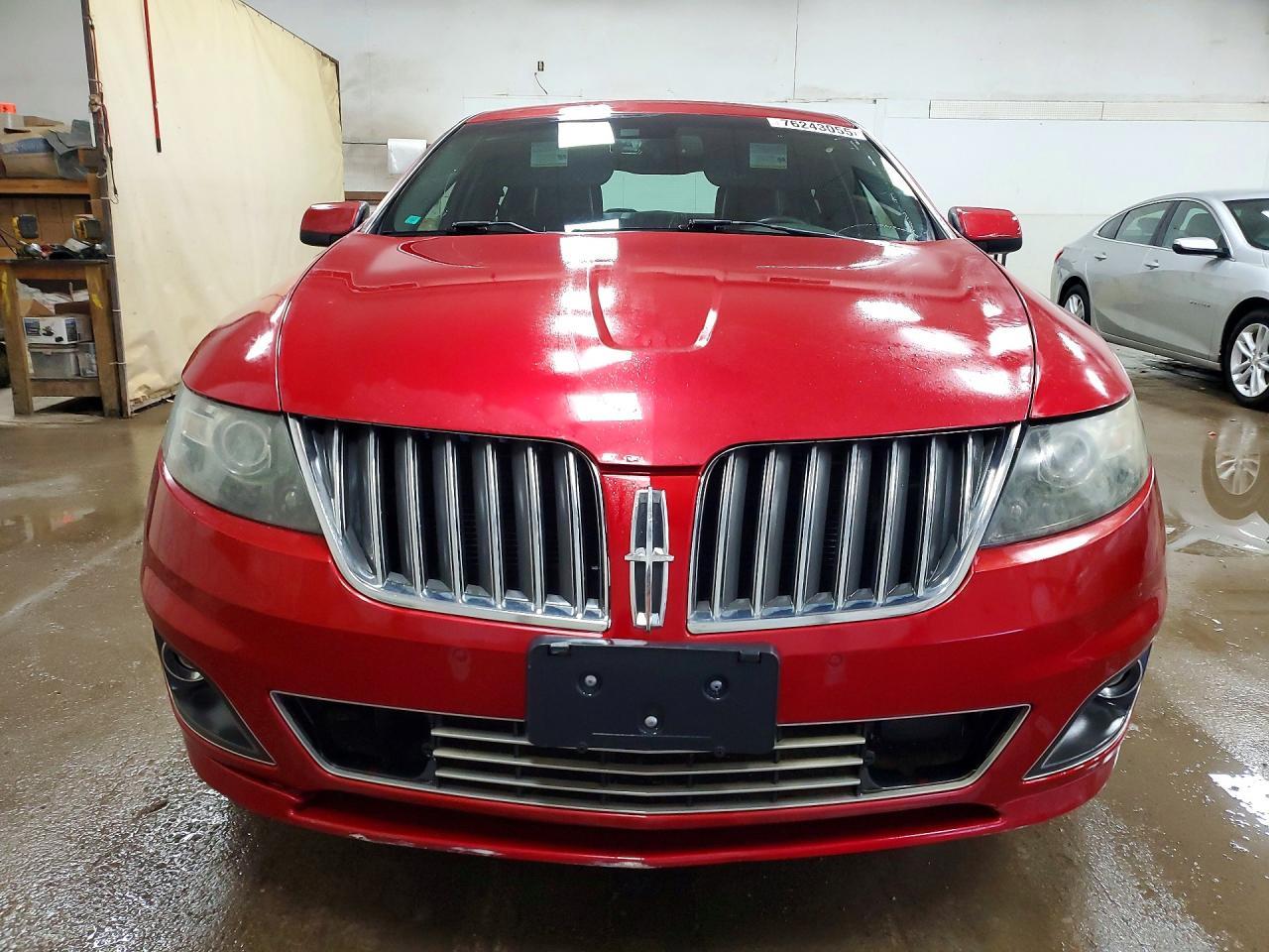 2011 LINCOLN MKS