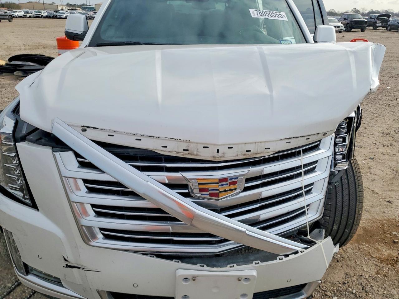2019 CADILLAC ESCALADE