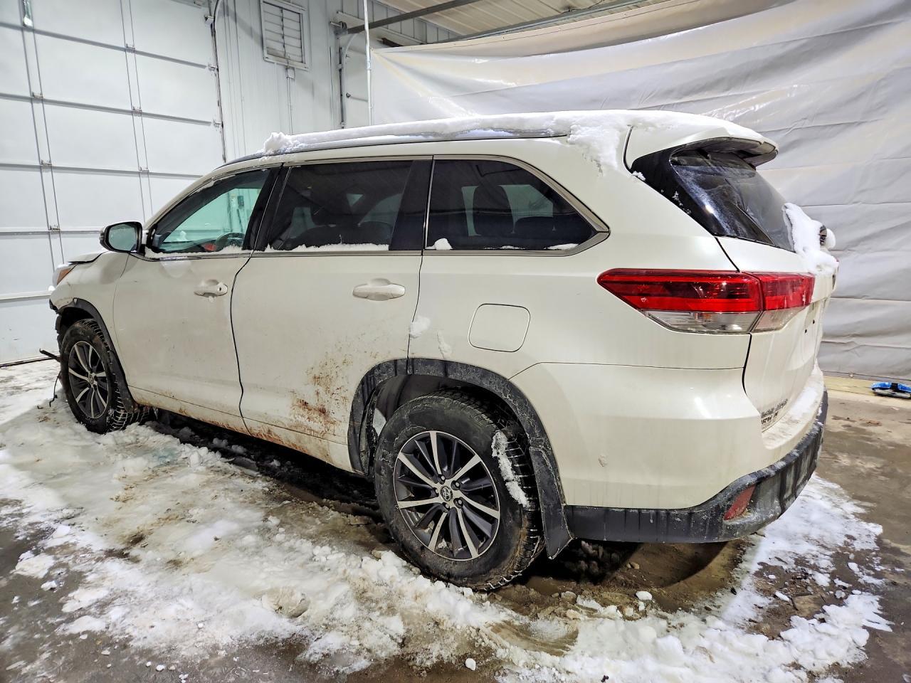 2018 TOYOTA HIGHLANDER