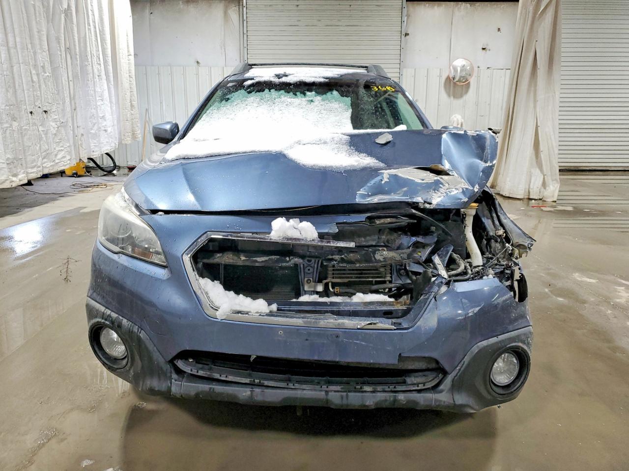 2015 SUBARU Outback