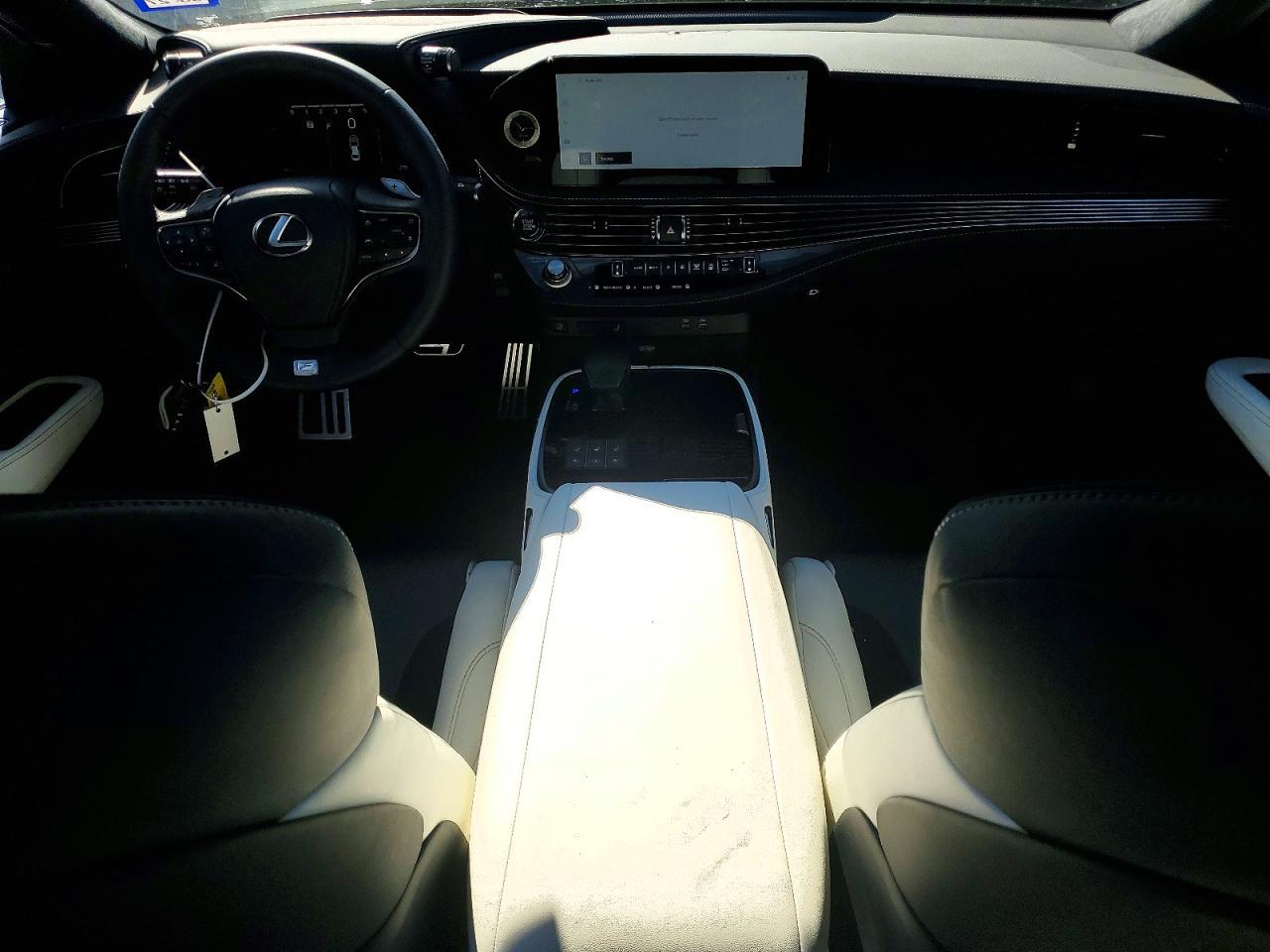 2025 LEXUS LS 500