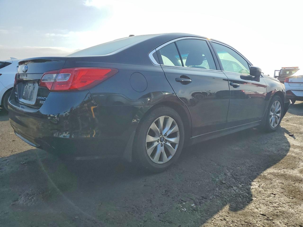 2015 SUBARU Legacy