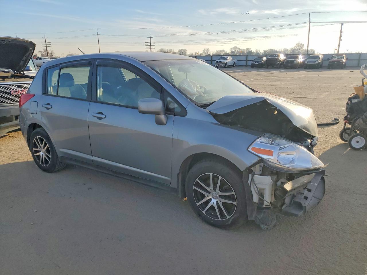 2012 NISSAN VERSA