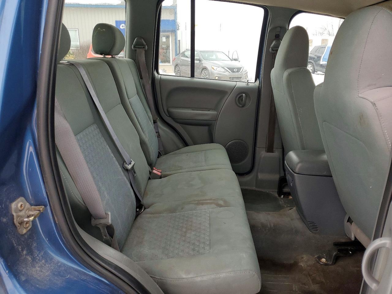 2005 JEEP Liberty