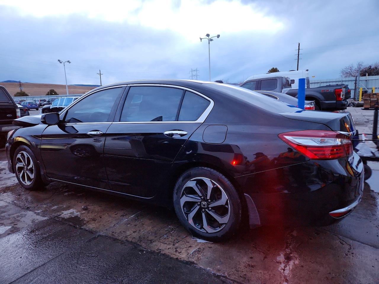 2017 HONDA ACCORD
