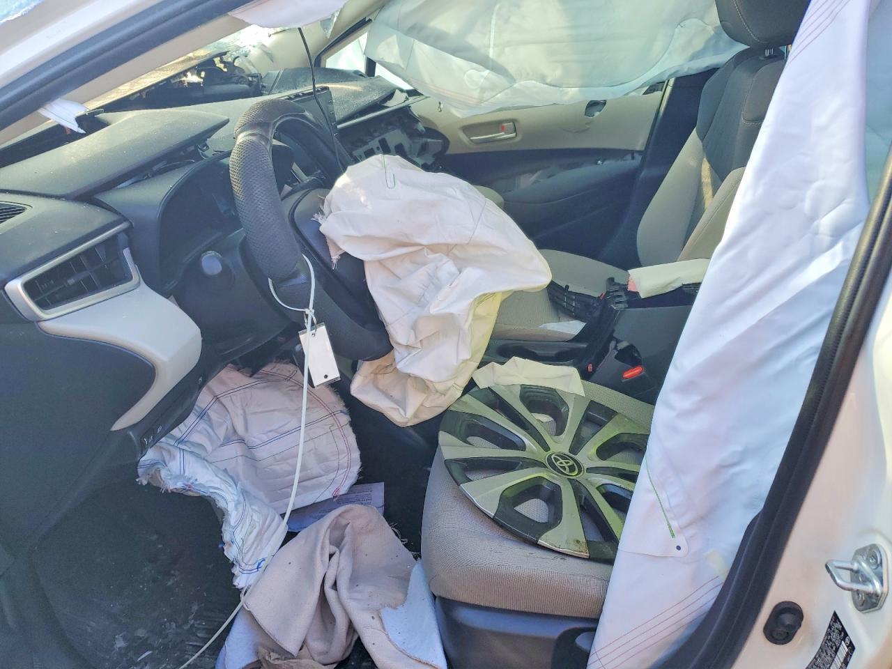 2021 TOYOTA COROLLA