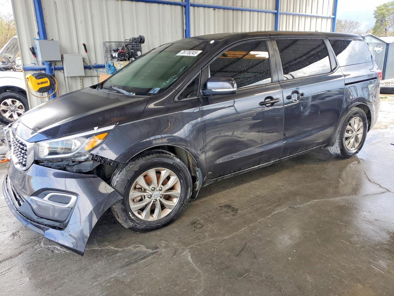 2019 KIA SEDONA