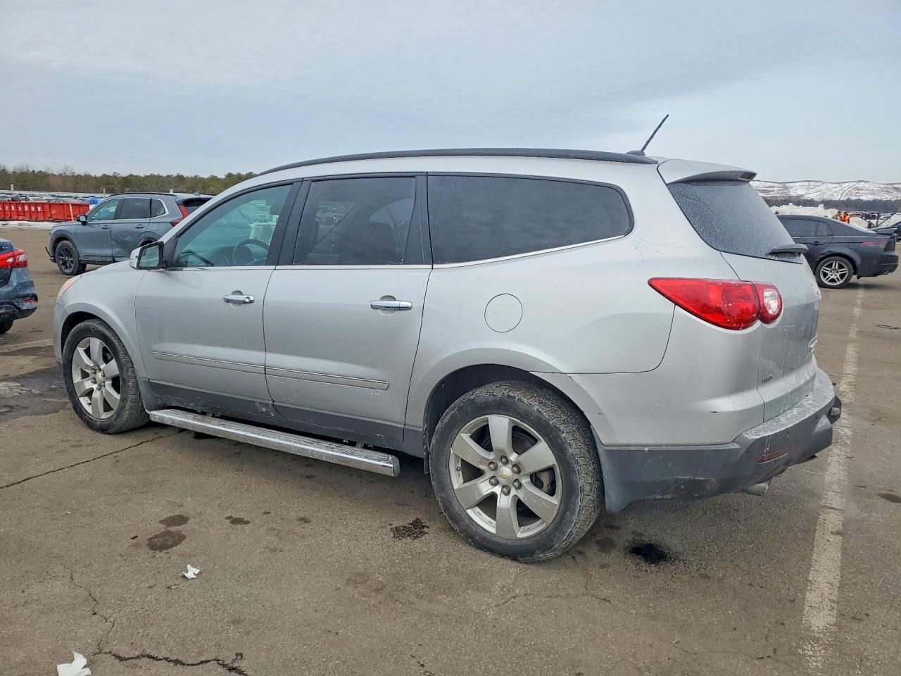 2010 CHEVROLET TRAVERSE